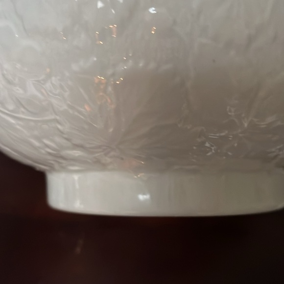 Vintage Davenport Strawberry and Grape Leaf 9" Chinese Bowl by Burleigh England - Picture 10 of 12